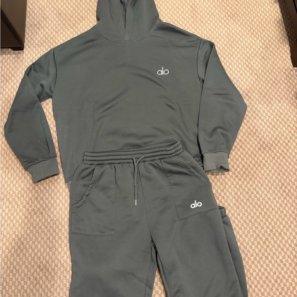 Gray Hoodie and Joggers Set, size M